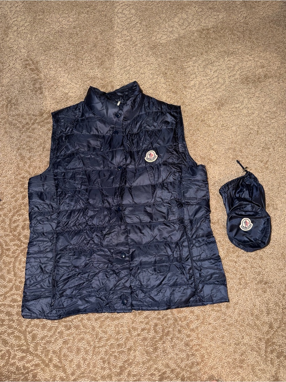 Moncler Liane Puffer Gilet Jacket in Navy Size 3 - Picture 15 of 16